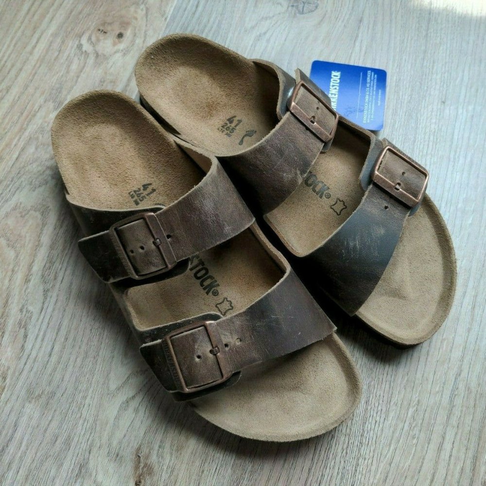 NWT Birkenstock Arizona Leather Sandals